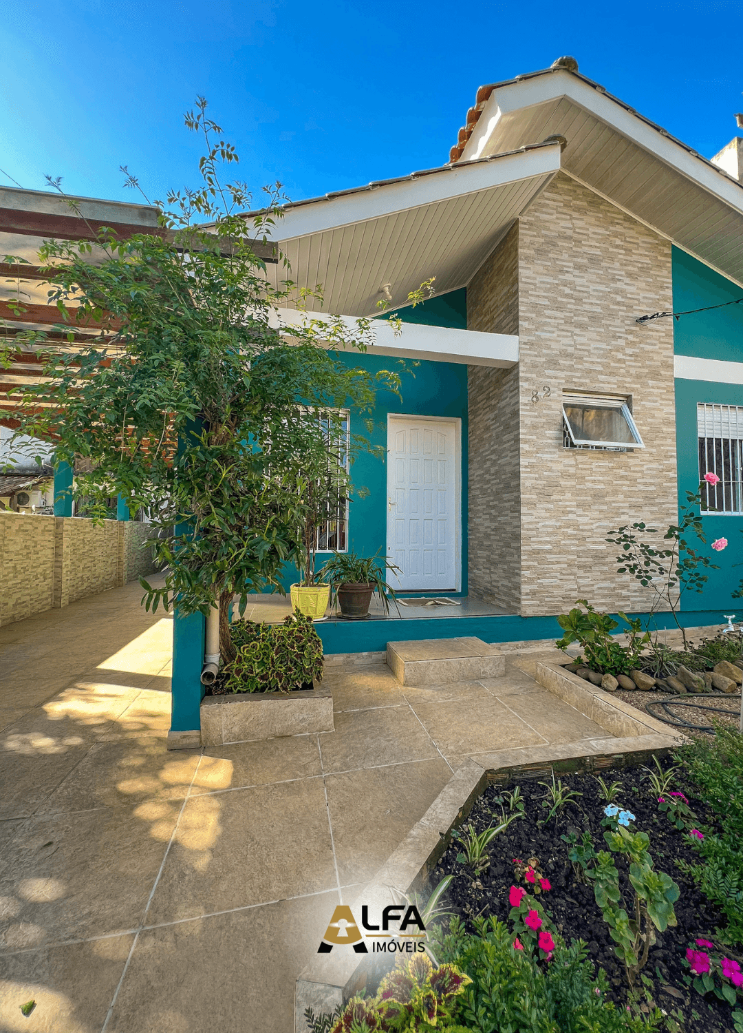 Foto do imóvel Casa no bairro Vila Parque Brasília - Cachoeirinha
