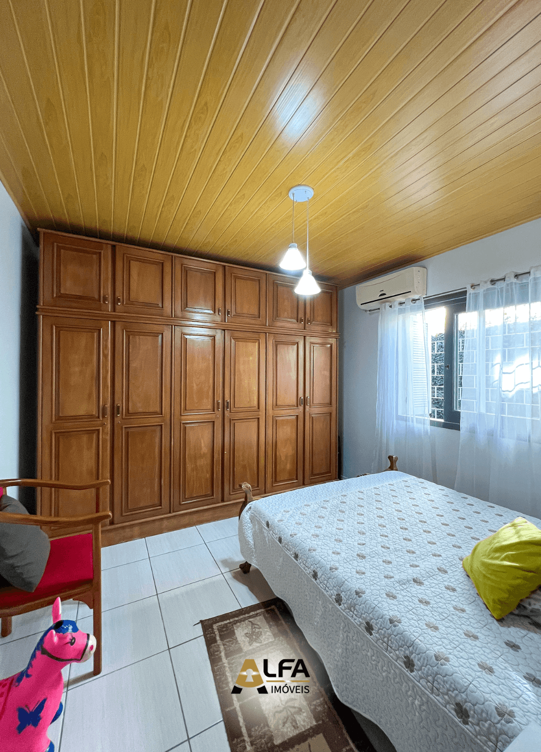 Foto do imóvel Casa no bairro Vila Parque Brasília - Cachoeirinha