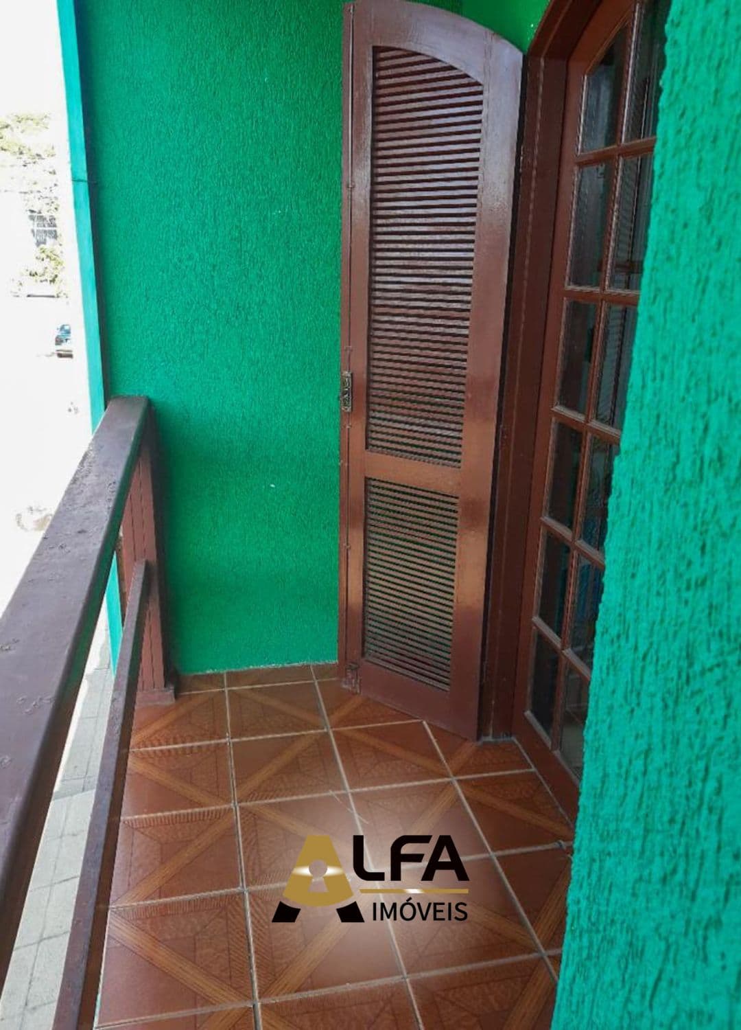 Foto do imóvel Sobrado no bairro Sarandi - Porto Alegre
